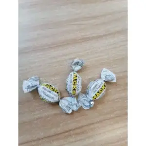 Halls Lemon Candy, 3pcs